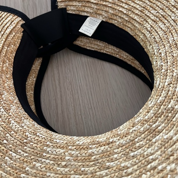 NWT Straw Visor with black trim and bows / bow closure - Picture 3 of 4